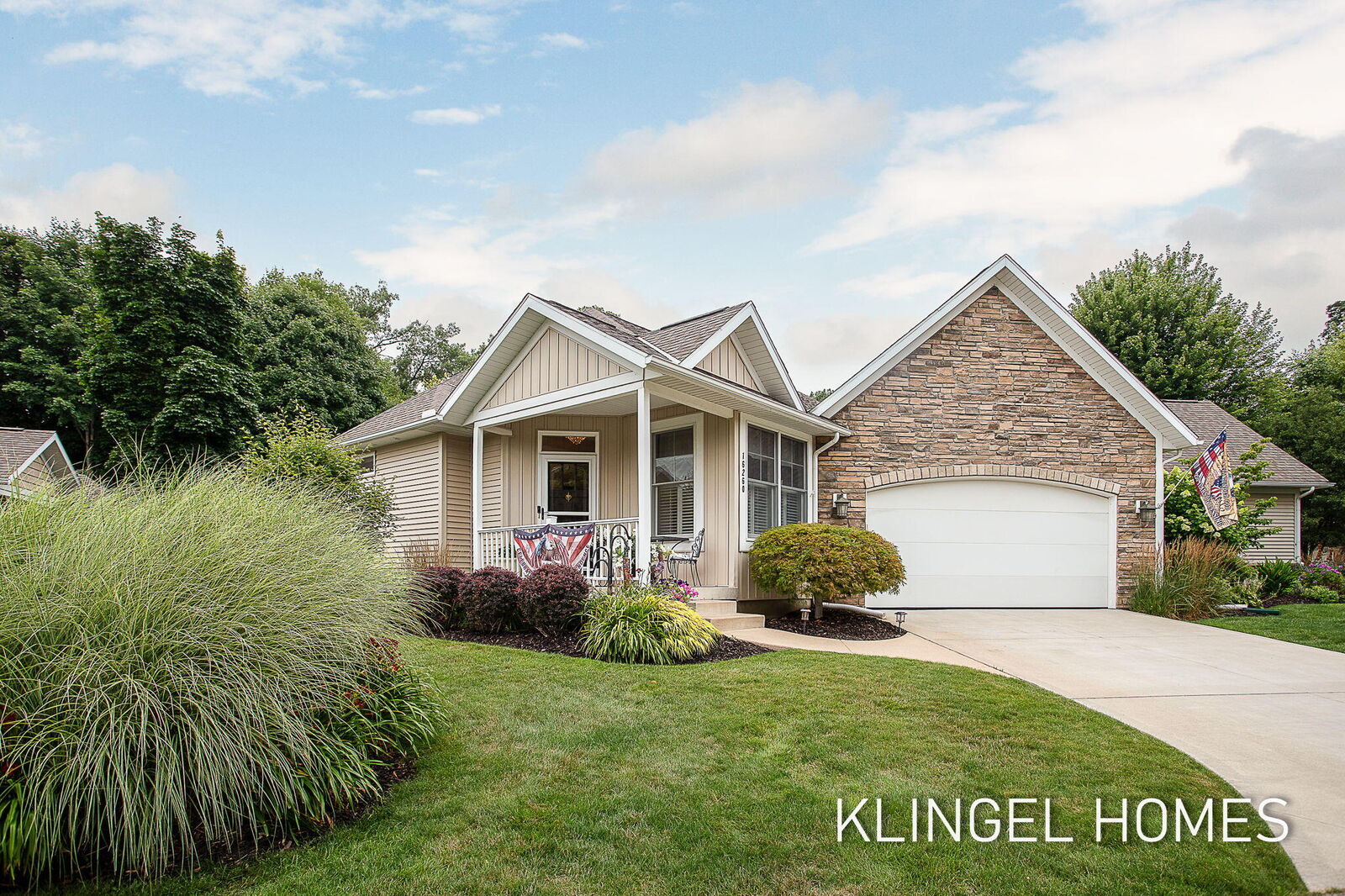 Property Photo: 16260 Woodvale Boulevard MI 49456