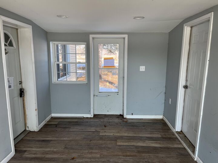 Property Photo: 6015 S Stony Lake Road MI 49201