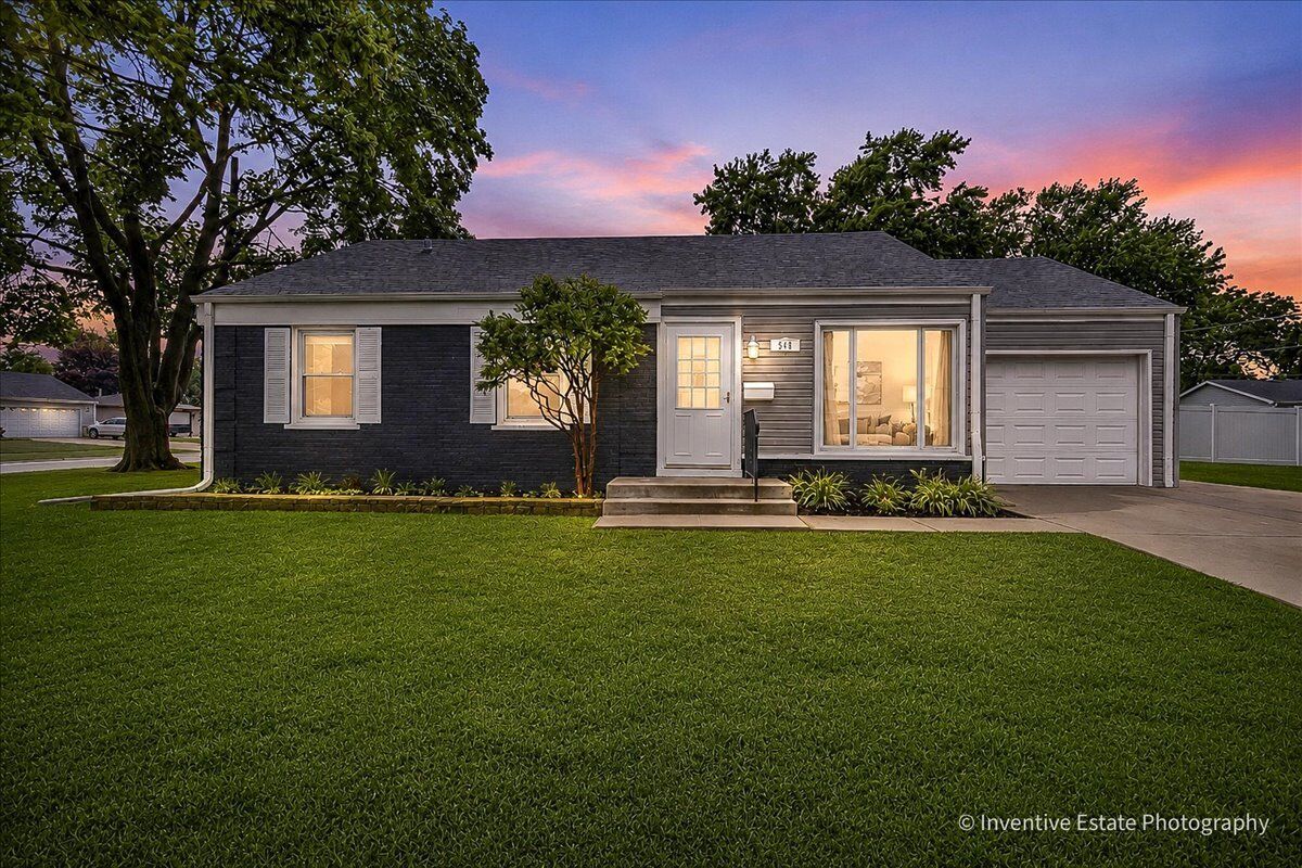 Property Photo: 548 S Harvard Avenue IL 60101