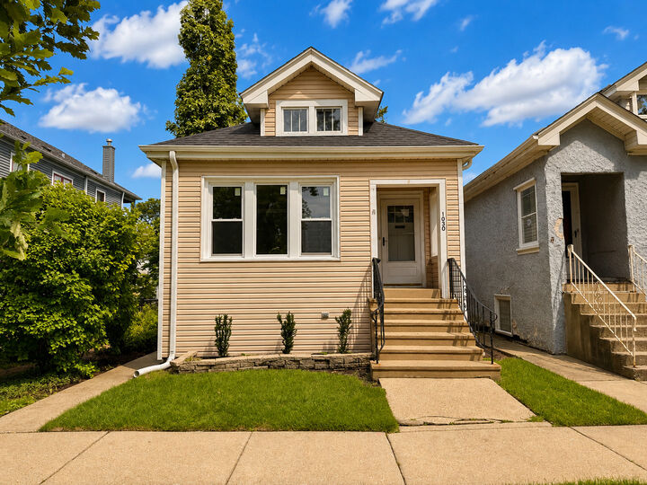 Property Photo: 1030 Lyman Avenue IL 60304