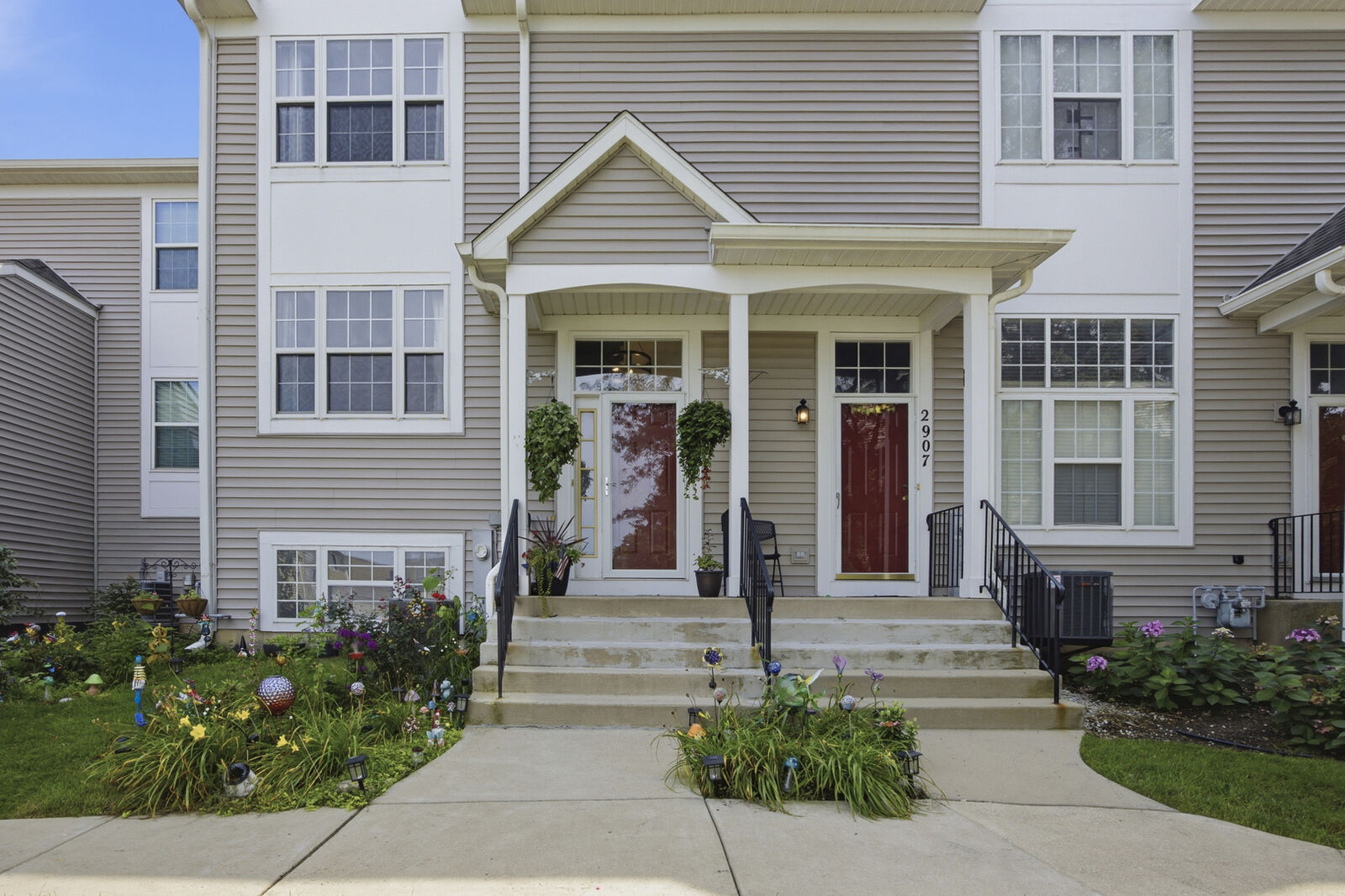 Property Photo:  2905 Shelly Lane  IL 60504 