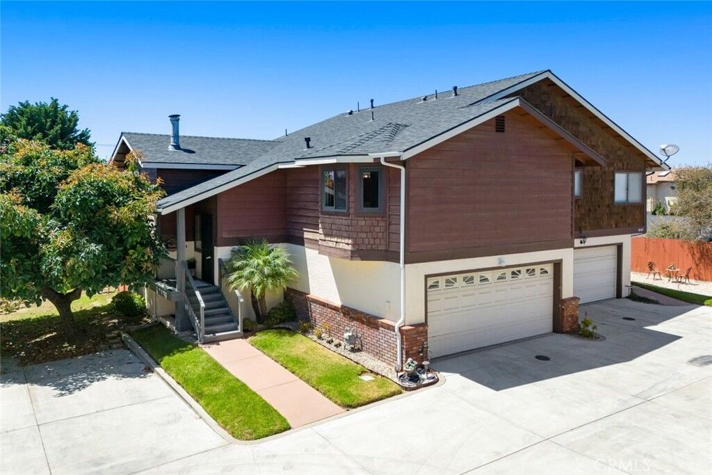 Property Photo:  1641 Saratoga Avenue  CA 93433 
