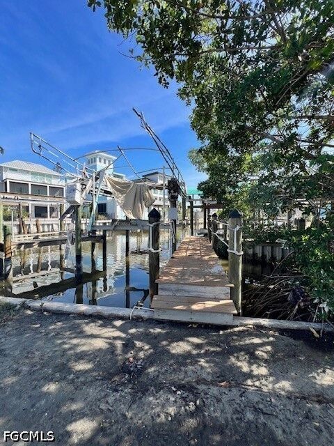 Property Photo: 126 Palermo Circle FL 33931
