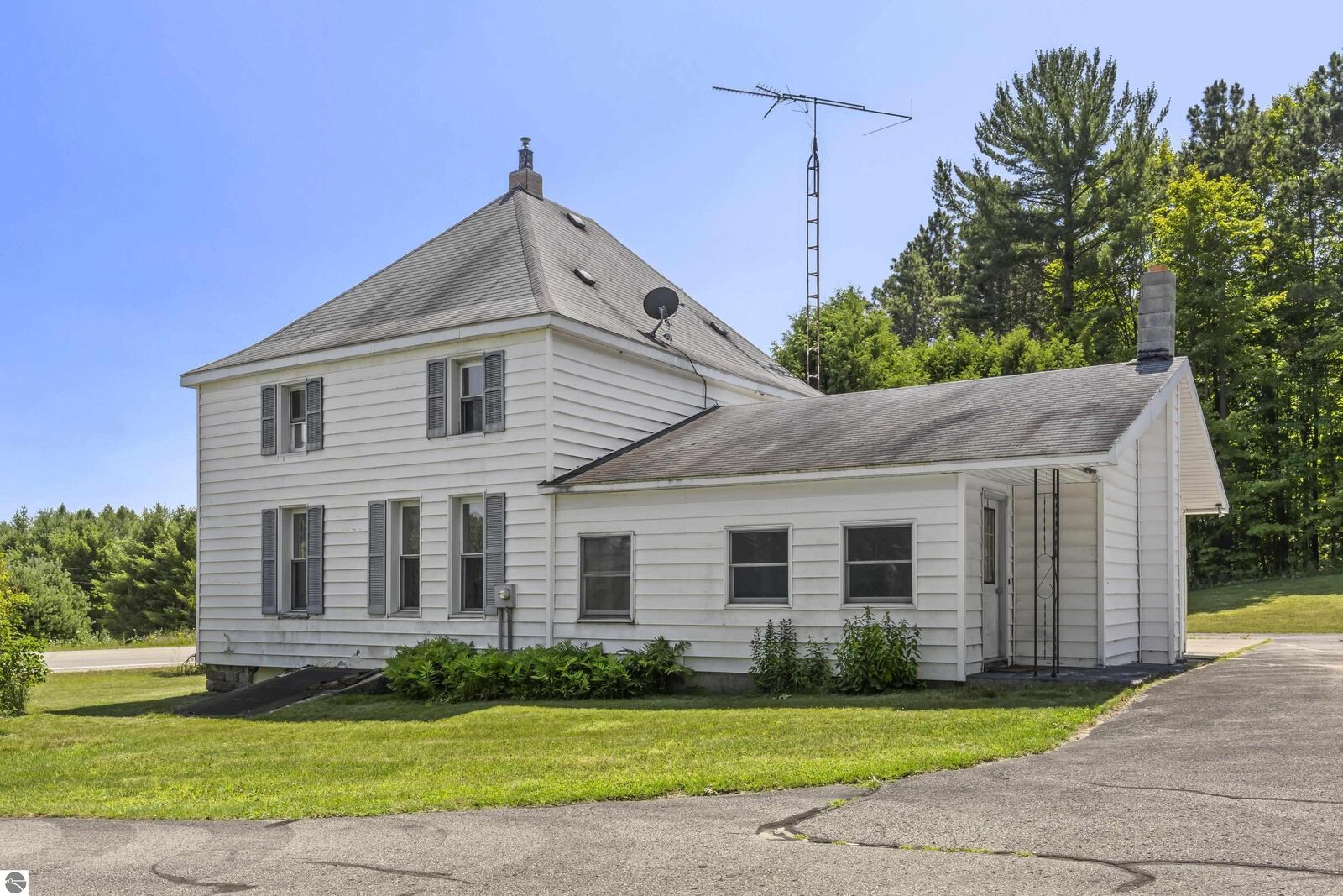 Property Photo:  18258 Pleasanton Highway  MI 49614 