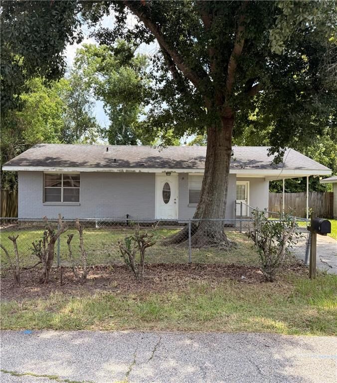 Property Photo: 3236 Reine Avenue LA 70458