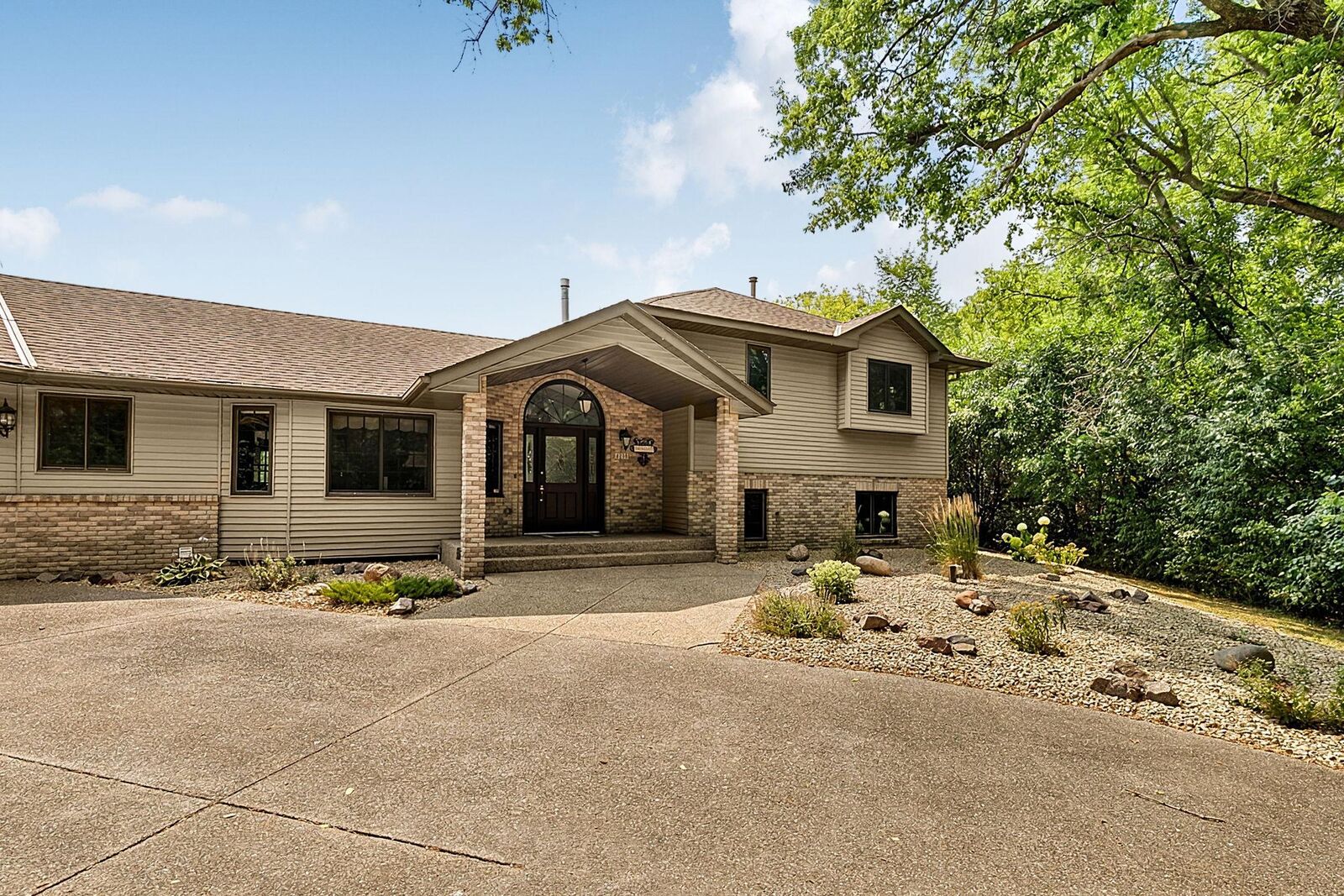 Property Photo: 4218 White Drive MN 56303