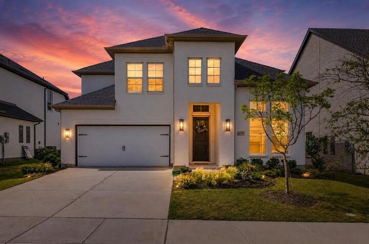 Property Photo:  4101 Kestrel Street  TX 75078 