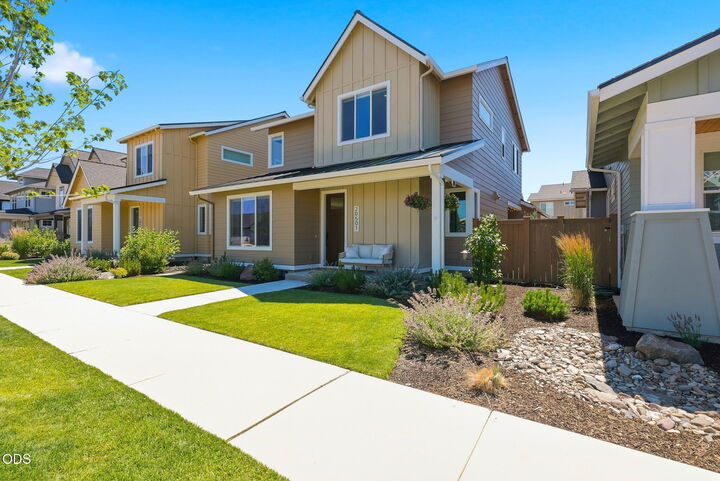 Property Photo:  20501 Aberdeen Drive  OR 97702 