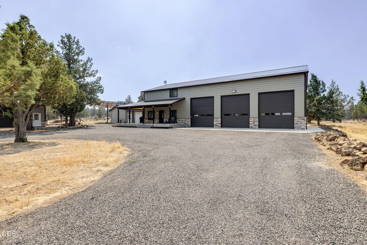 Property Photo:  5112 SW Brandy Lane  OR 97734 