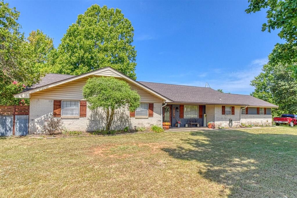 Property Photo:  10431 Schwartz Drive  OK 73165 
