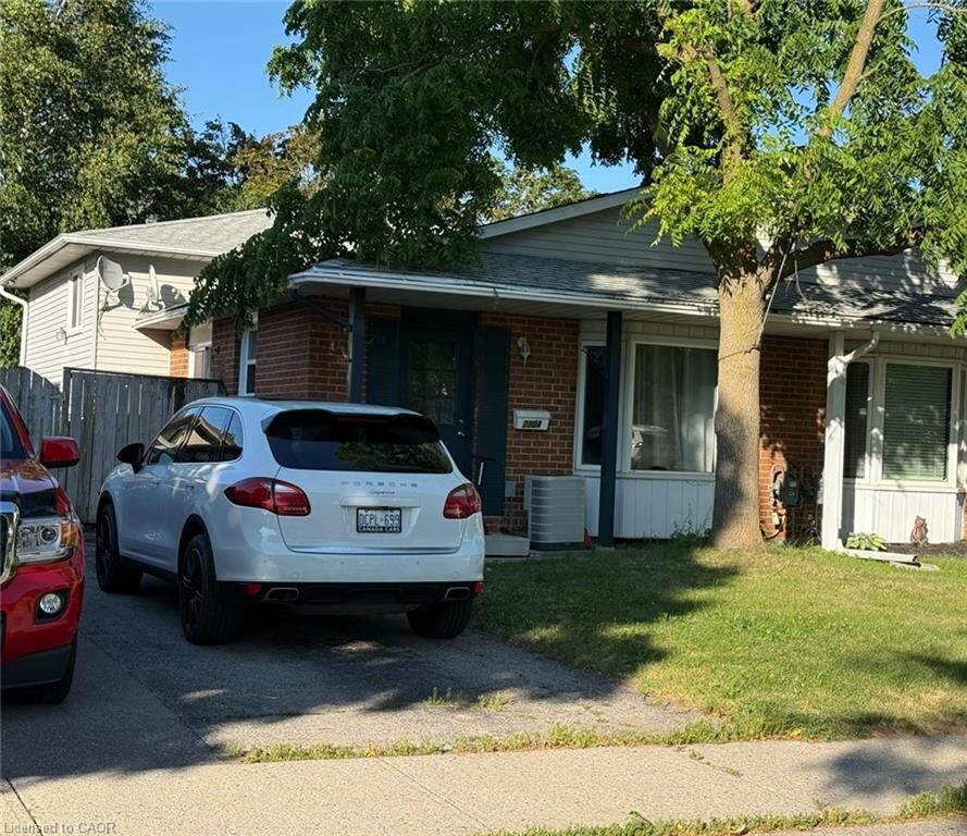 Property Photo:  290 Camille Crescent A  ON N2K 3B4 