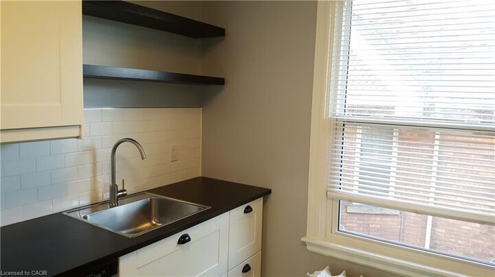 Property Photo:  47 Sherman Avenue S 3  ON L8M 2P6 