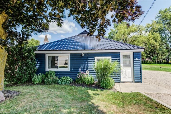 Property Photo:  14 Maddison Street E  ON N0K 1P0 