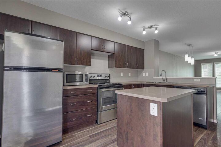 Property Photo: 30 Carleton Avenue 406 AB T4P 0M8
