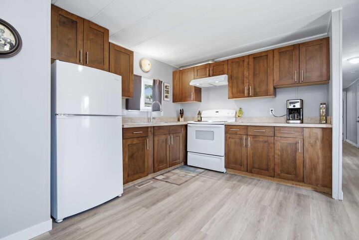 Property Photo: 5344 76 Street 46 AB T4P 2A6
