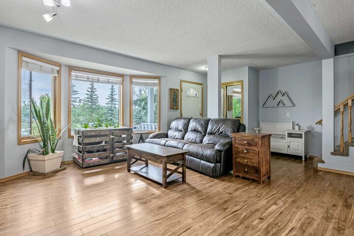 511 Killarney Glen Court SW — photo 1