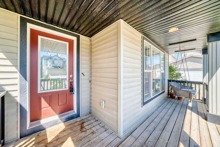 Property Photo: 708 Tuscany Drive NW AB T3L 3A7