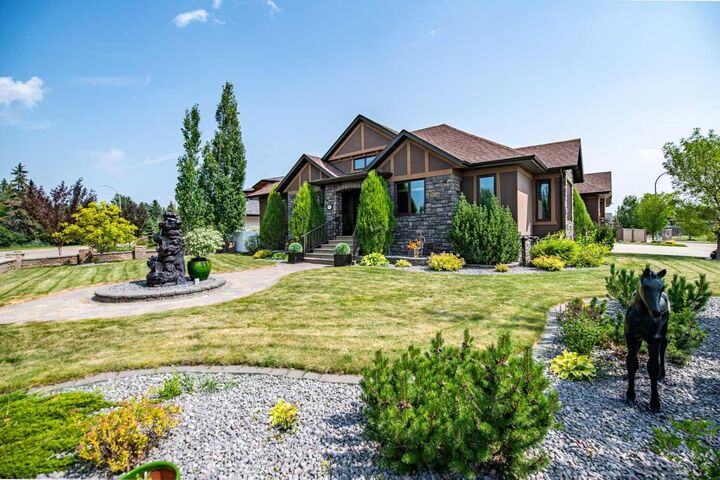 Property Photo: 6297 Cronquist Drive AB T4N 1E2
