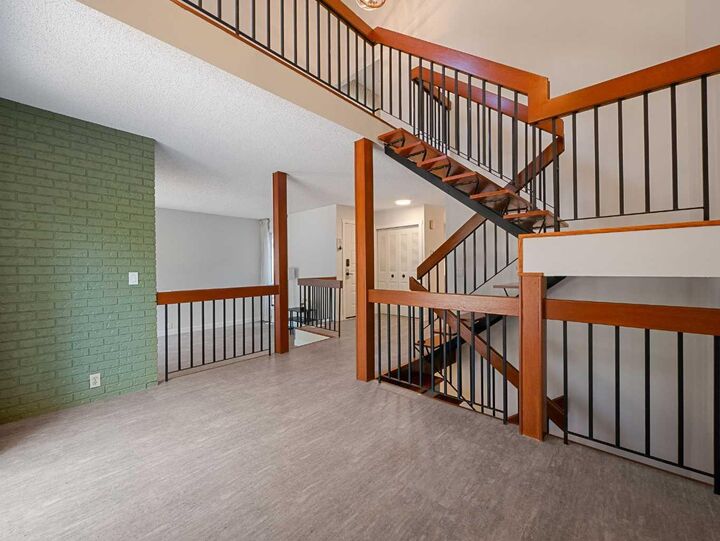 Property Photo:  10401 19 Street SW 41  AB T2W 3E7 