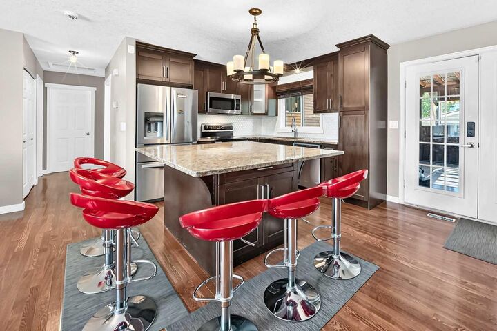 Property Photo:  1823 65 Street NE  AB T1Y 1N5 