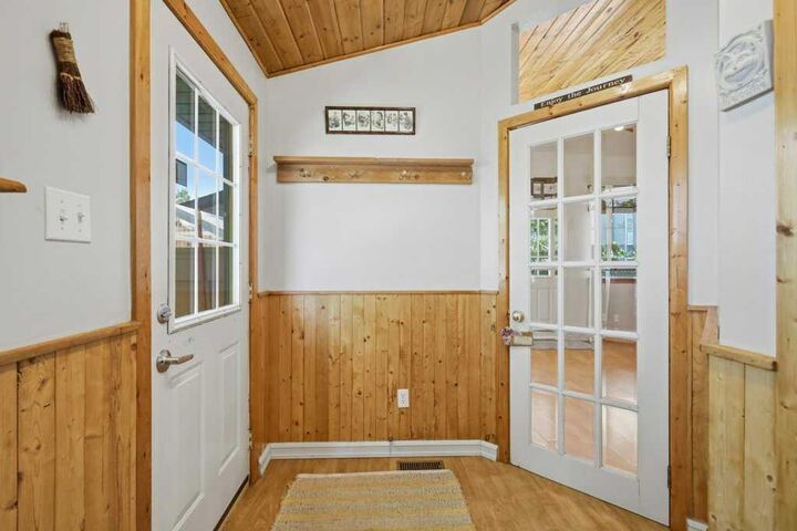 Property Photo: 5127 50 A Avenue AB T4S 1E7