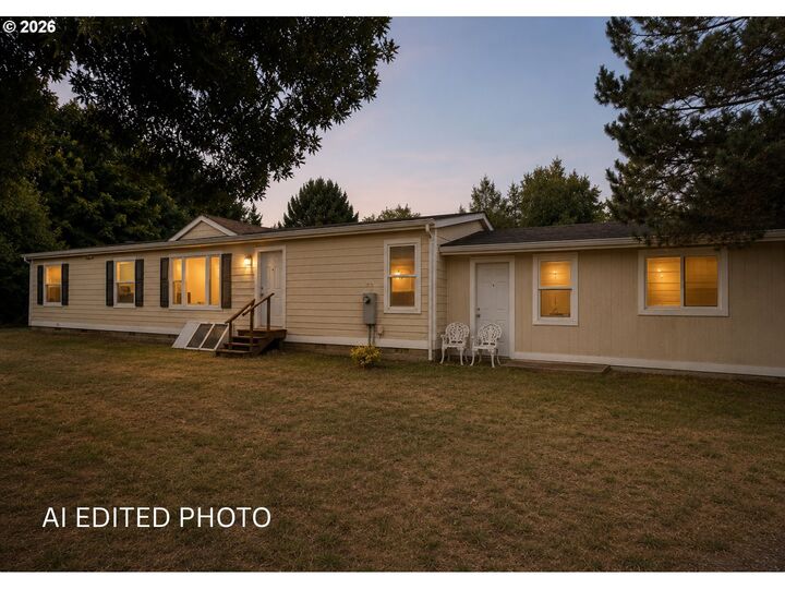 Property Photo:  229 N Main St  OR 97420 