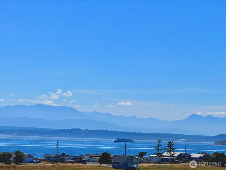 Property Photo: 1243 Farragut Drive WA 98239