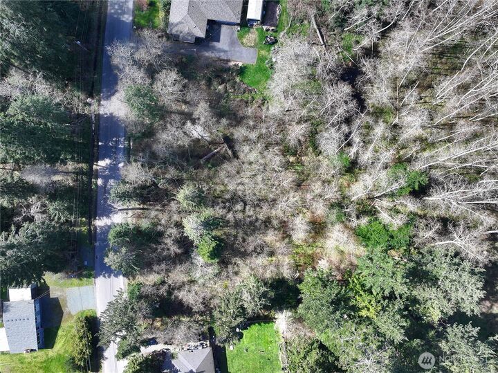 Property Photo:  401  Gramayre Road  WA 98239 