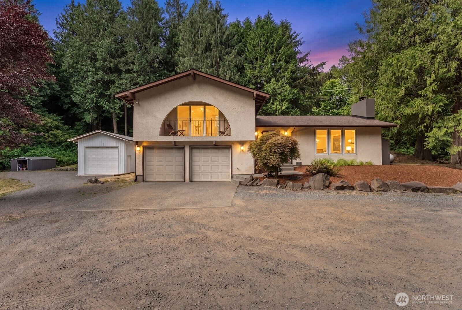 Property Photo: 6111 83rd Avenue SE WA 98290