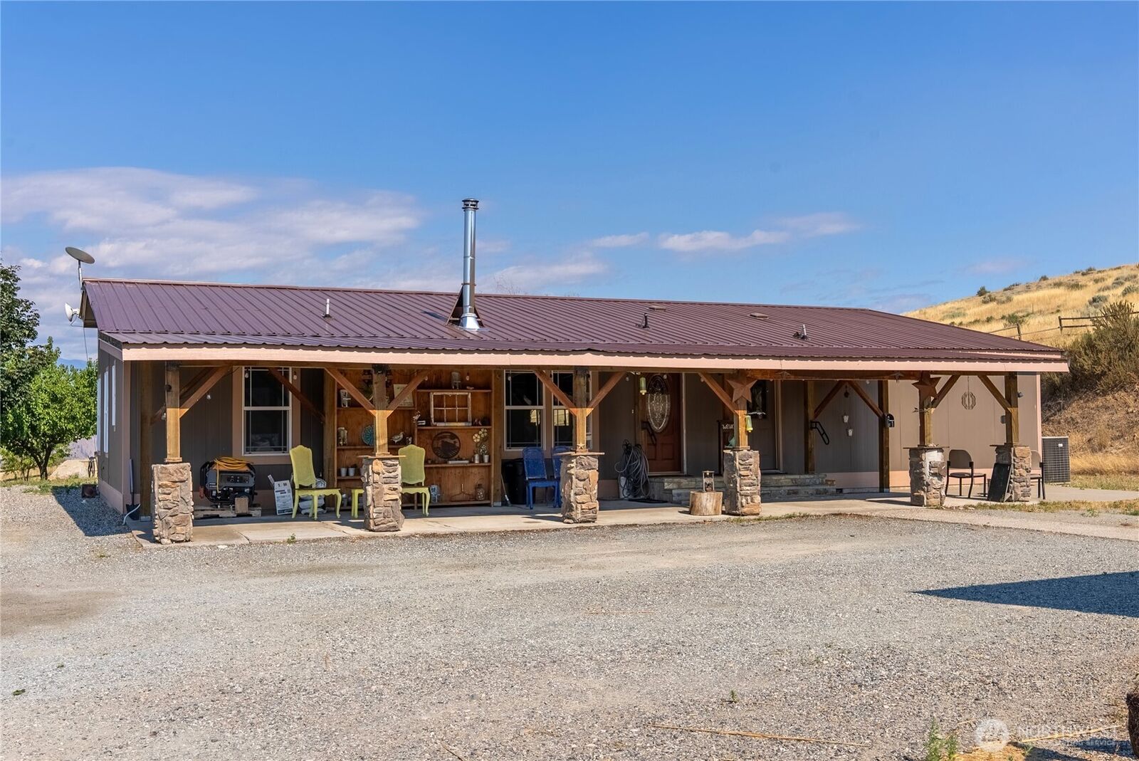 Property Photo: 47 Barn Dance Drive WA 98846
