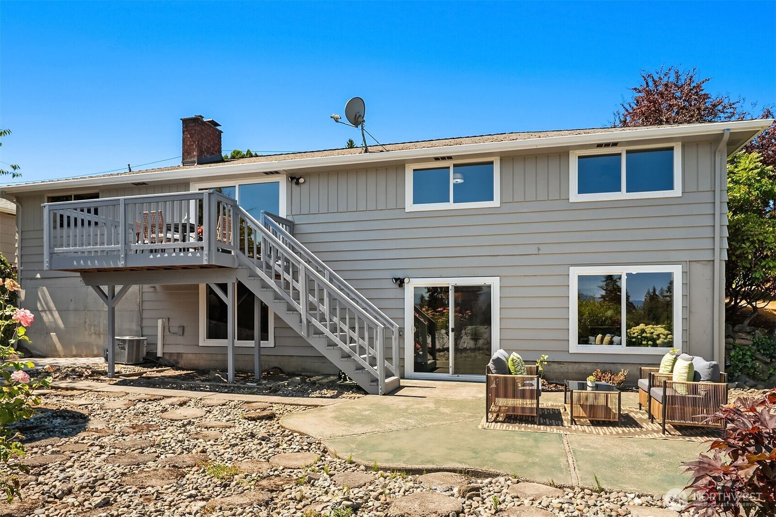 Property Photo: 17914 50th Avenue S WA 98188