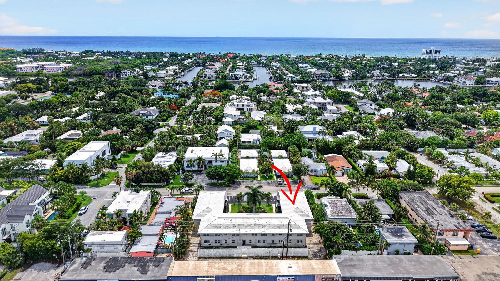 Property Photo:  426 NE 7th Avenue 2B  FL 33483 