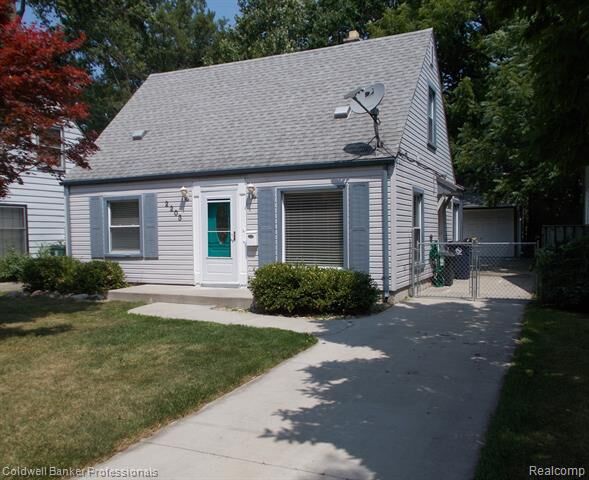 Property Photo:  2205 E 10 Mile Road  MI 48067 