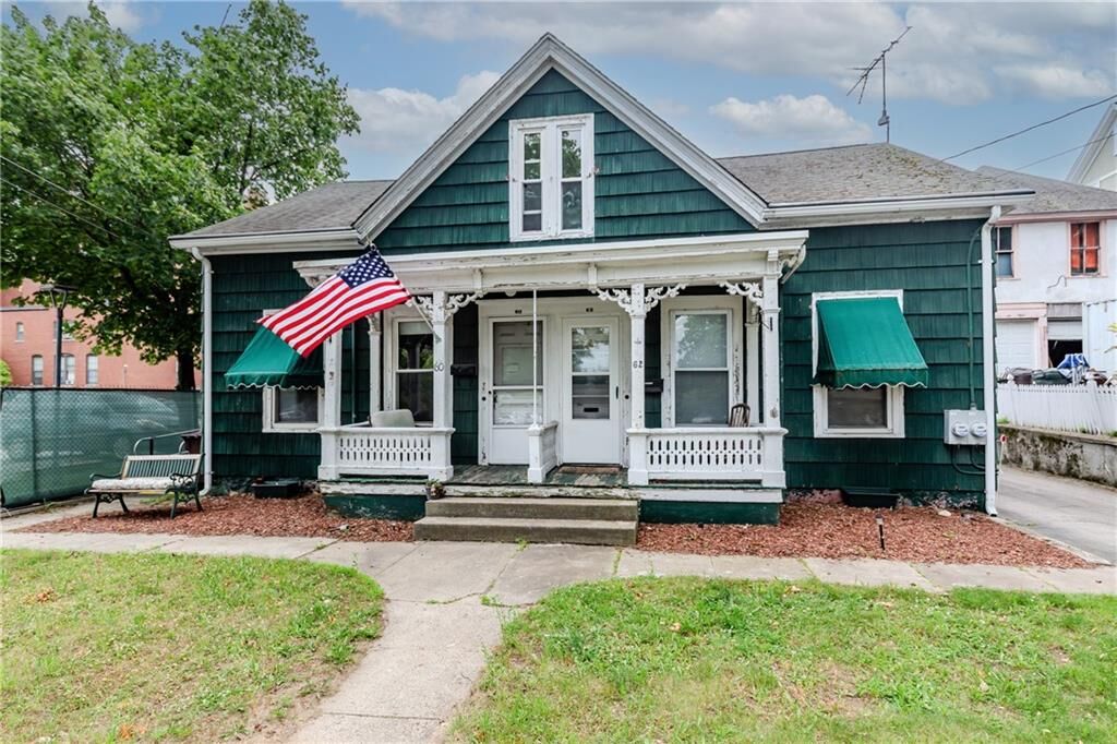 Property Photo:  60 Greene Street  RI 02895 