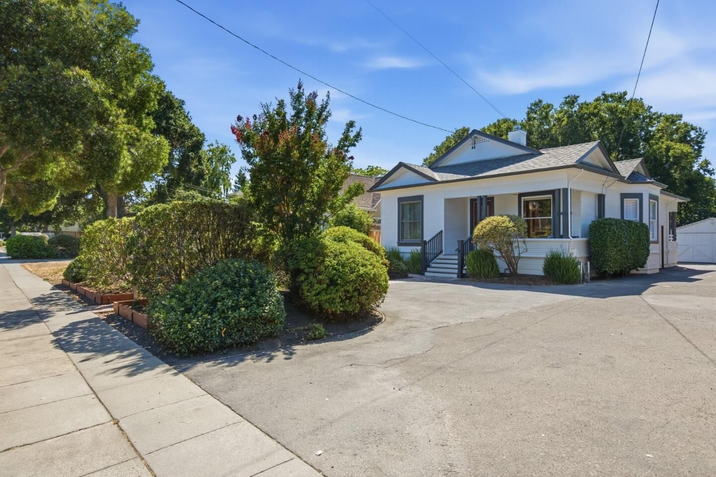 Property Photo: 175 North Sunnyvale Avenue CA 94086