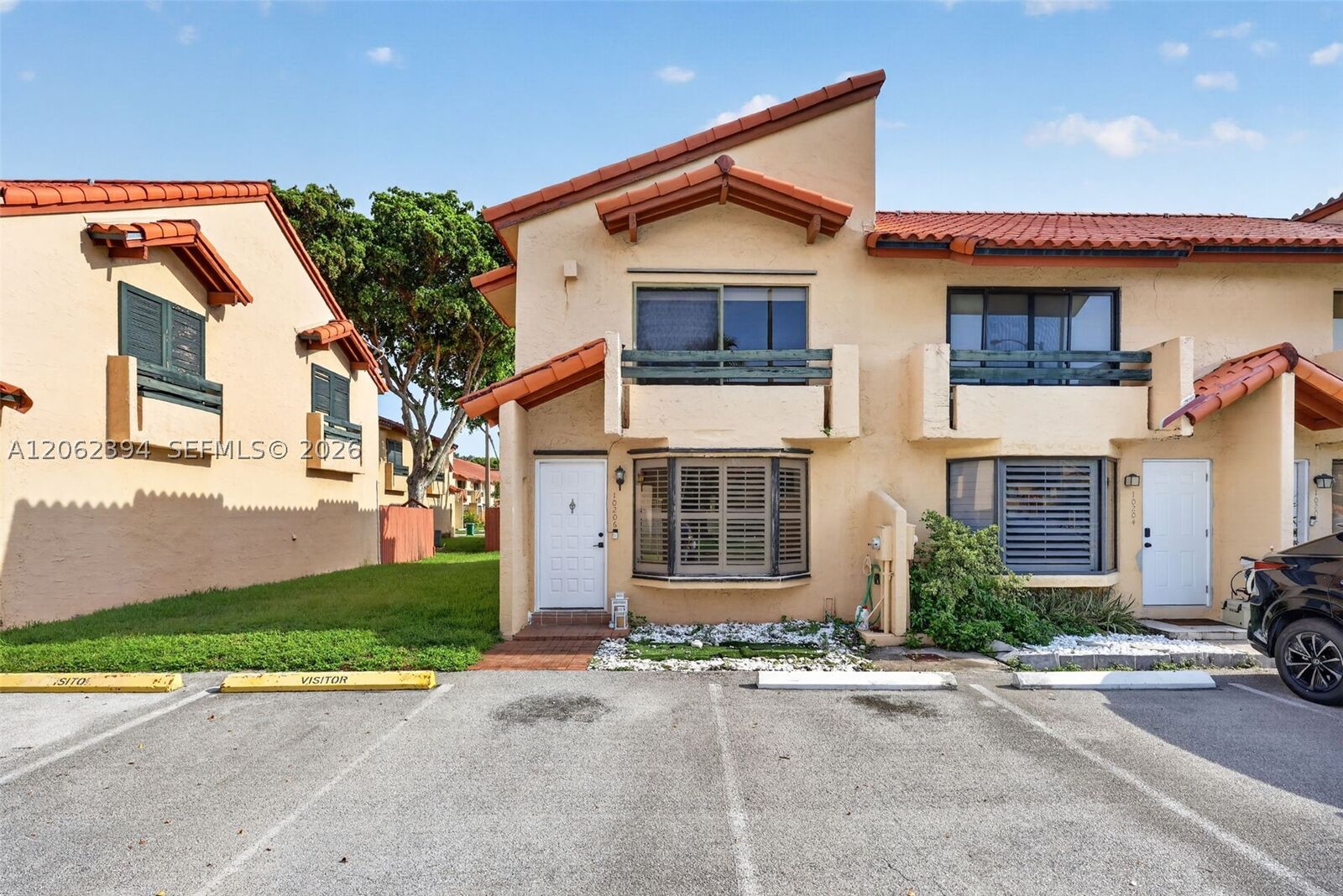 Property Photo: 10206 SW 77th Ct FL 33156