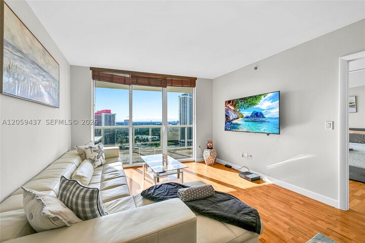 Property Photo:  1850 S Ocean Dr 2709  FL 33009 