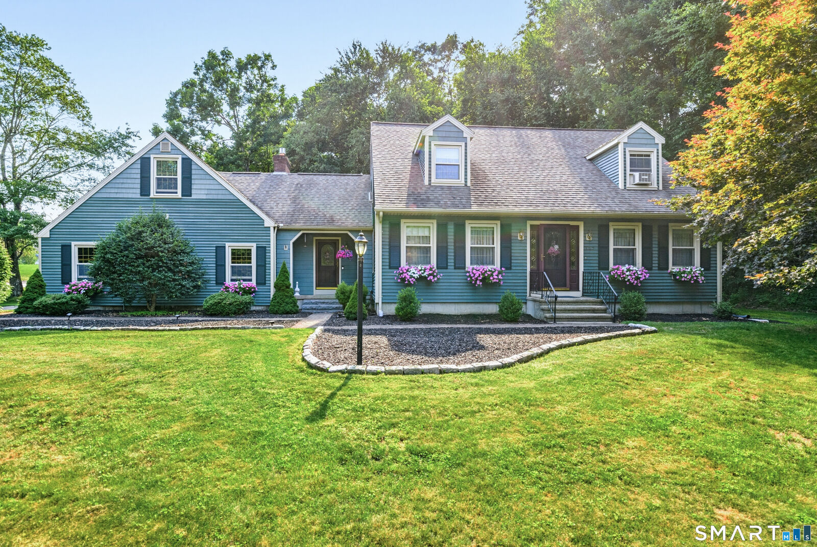 Property Photo:  165 Pruett Place  CT 06370 