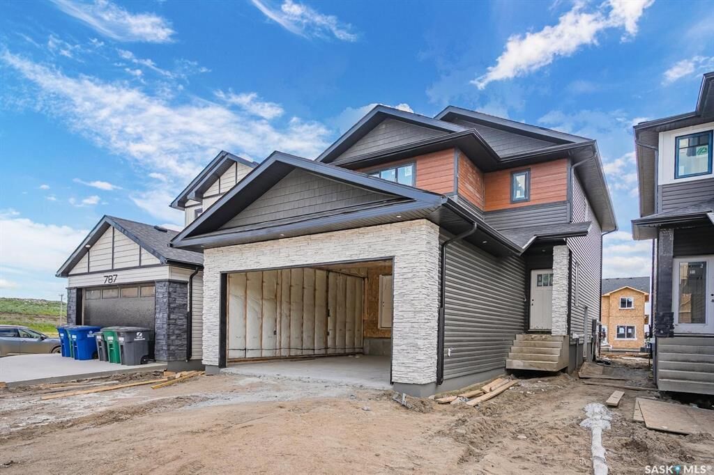 Property Photo: 783 Nazarali Union SK S7V 1X4