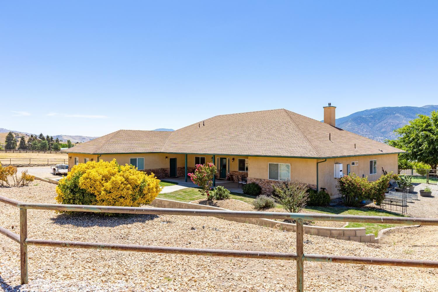 Property Photo:  27700 Kelso Drive  CA 93561 