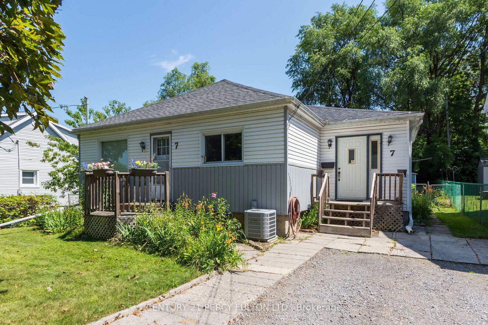 Photo de la propriété: 7 Valleyview Crescent ON K8P 3E9