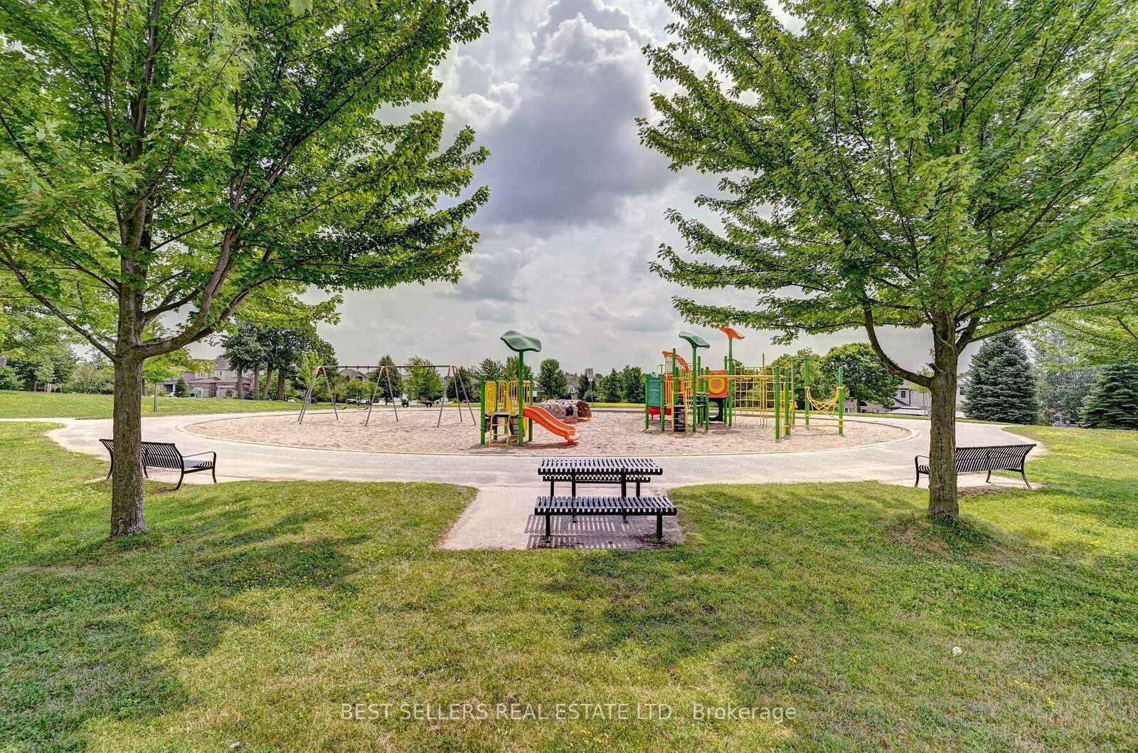 Property Photo: 12 Popham Drive ON N1E 0B7