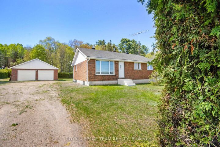 286 Siberia Road — photo 1