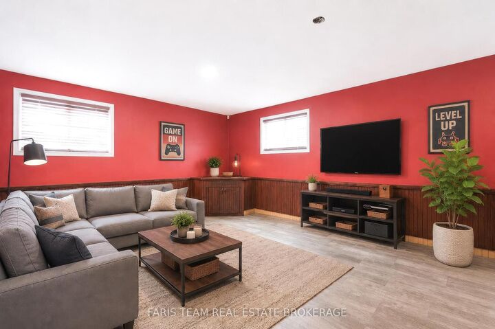 Property Photo: 1008 Rainbow Valley Road W ON L0L 2K0