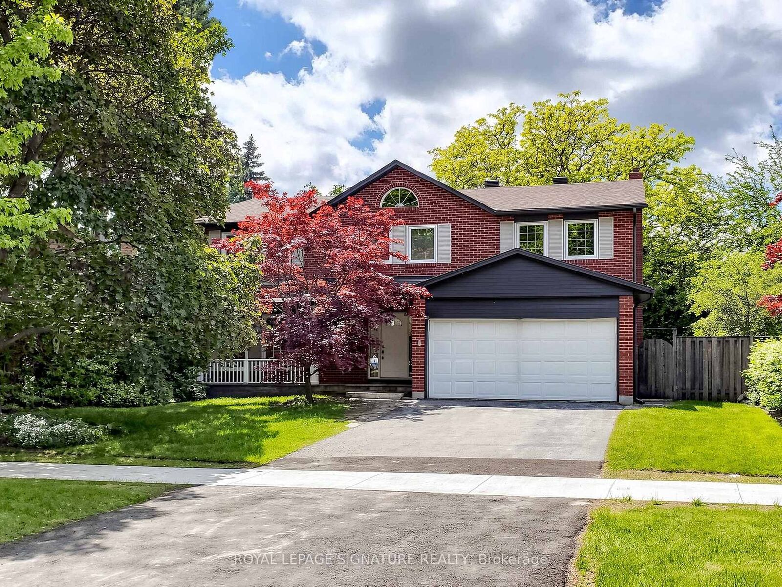 Photo de la propriété:  164 Banbury Road  ON M3B 2L8 