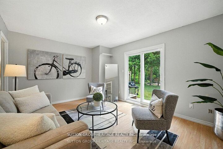 Property Photo: 601 Galahad Drive 29 ON L1K 1L9