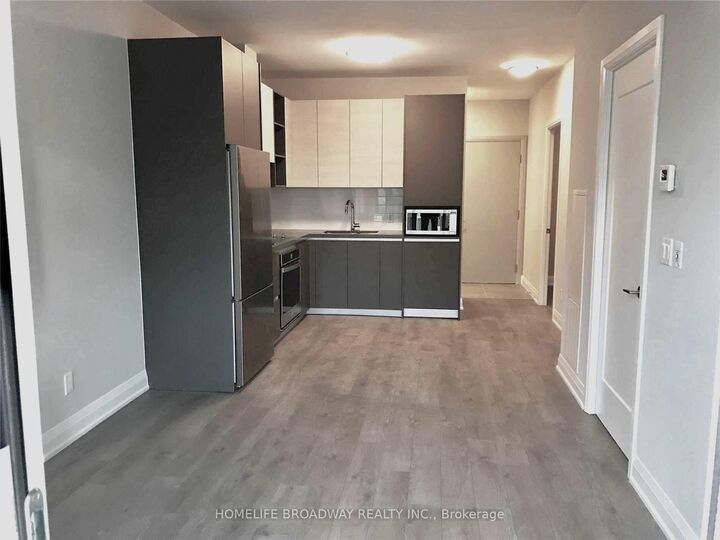 Property Photo: 396 Highway 7 N/A E 706 ON L4B 0G7