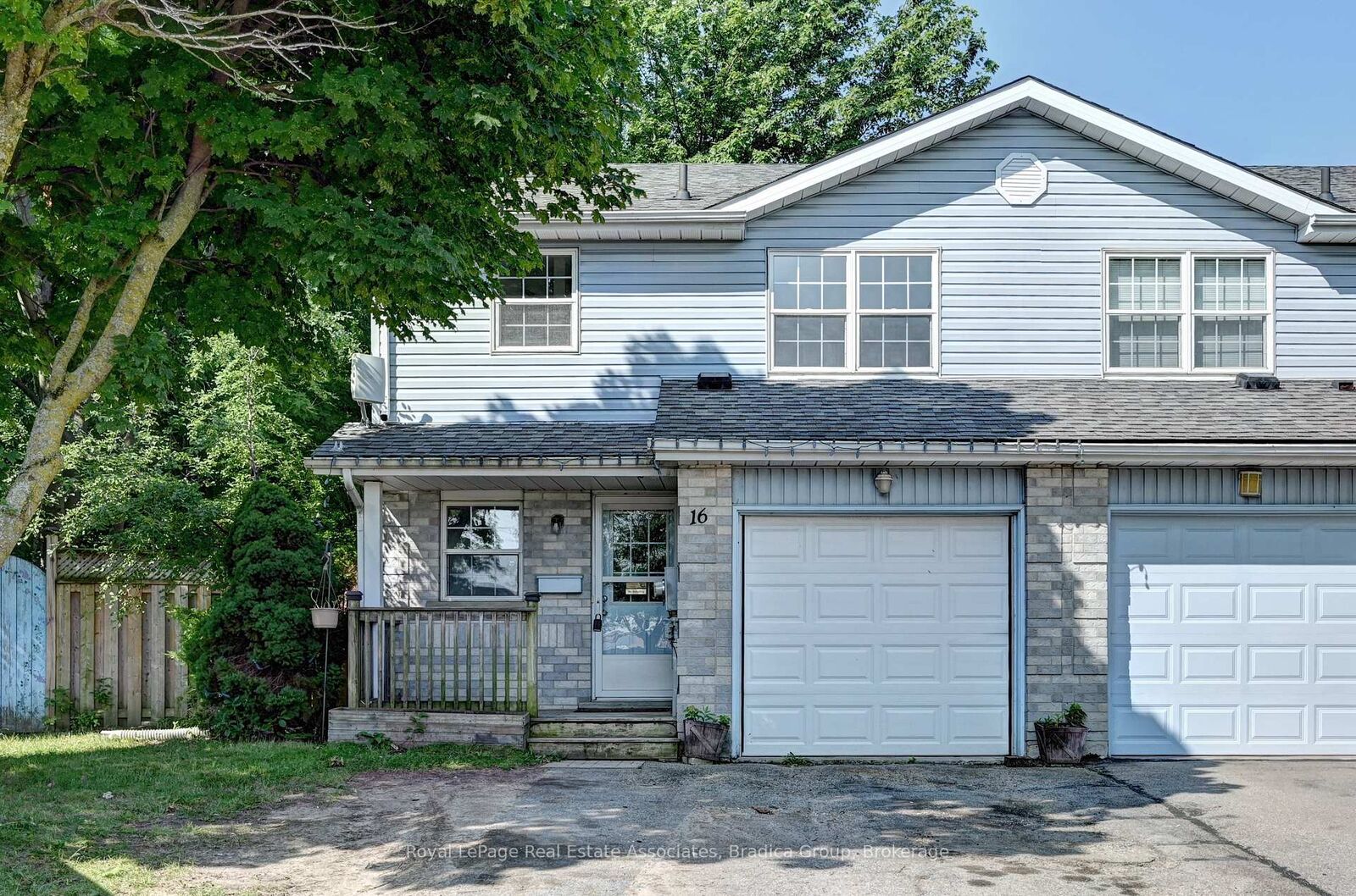 Property Photo:  16 Hartley Court  ON N1R 8J4 