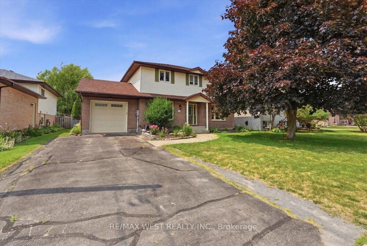 Property Photo:  12 Dunnett Drive  ON K0K 1H0 