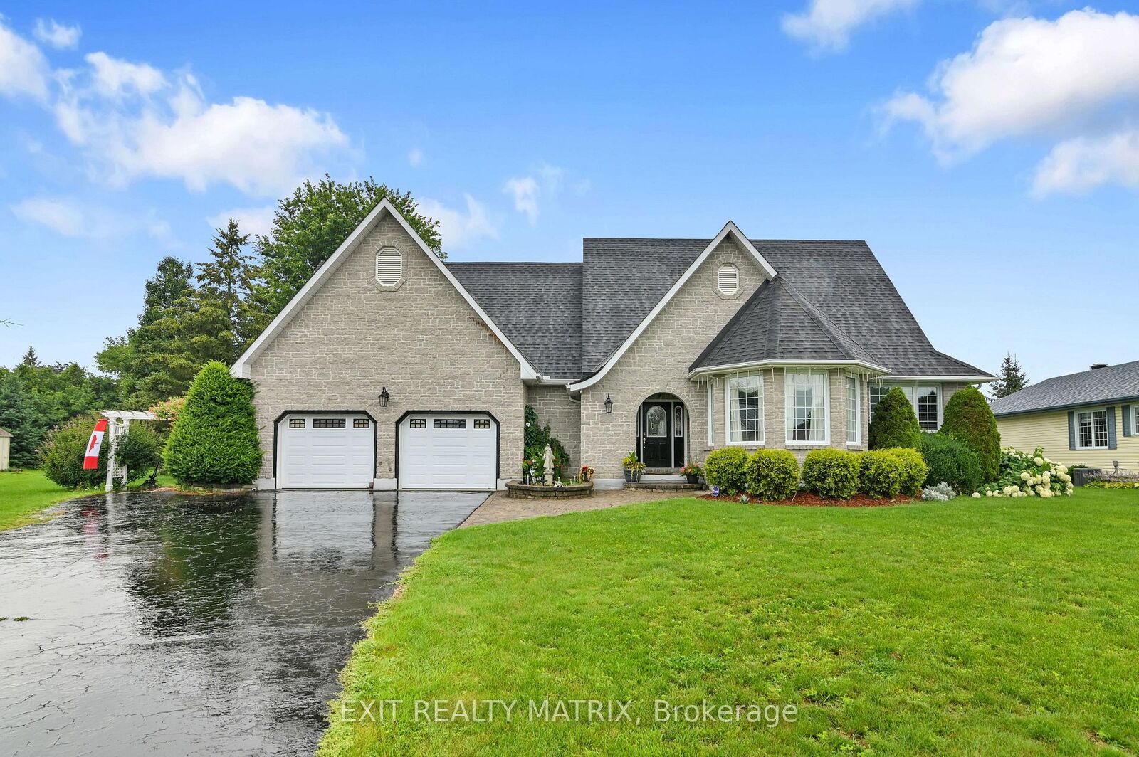 Property Photo:  5544 Bridlewood Court  ON K0E 1K0 